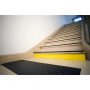 /accessibilite-et-reperage/contremarches-plates-meiser-beaujoire-alu-thermolaque-noir-jaune-gris-blanc-erp-pmr-p-4009694.2-600x600.jpg