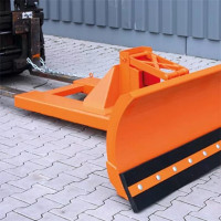 Lame chasse-neige pour chariot élévateur avec fourreaux en bas Lame chasse-neige pour chariot élévateur avec fourreaux en bas