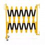 Barrière extensible jaune et noire avec montage mural et roulettes
