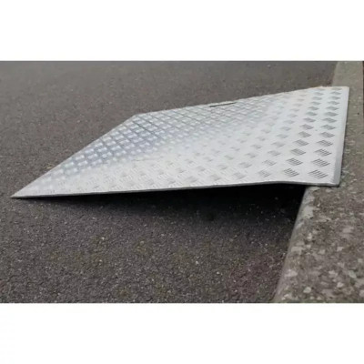 ALTEC FRANCE - Rampe de passage trottoir AWB-T - jusqu'à 750 kg